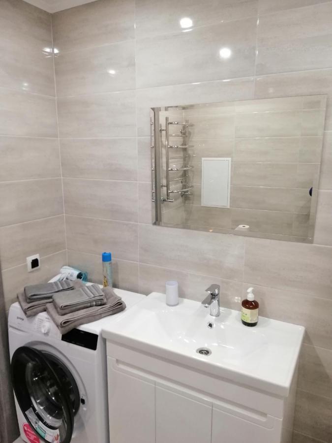 Apartment «Park-Desna» แชร์นีฮีฟ ภายนอก รูปภาพ